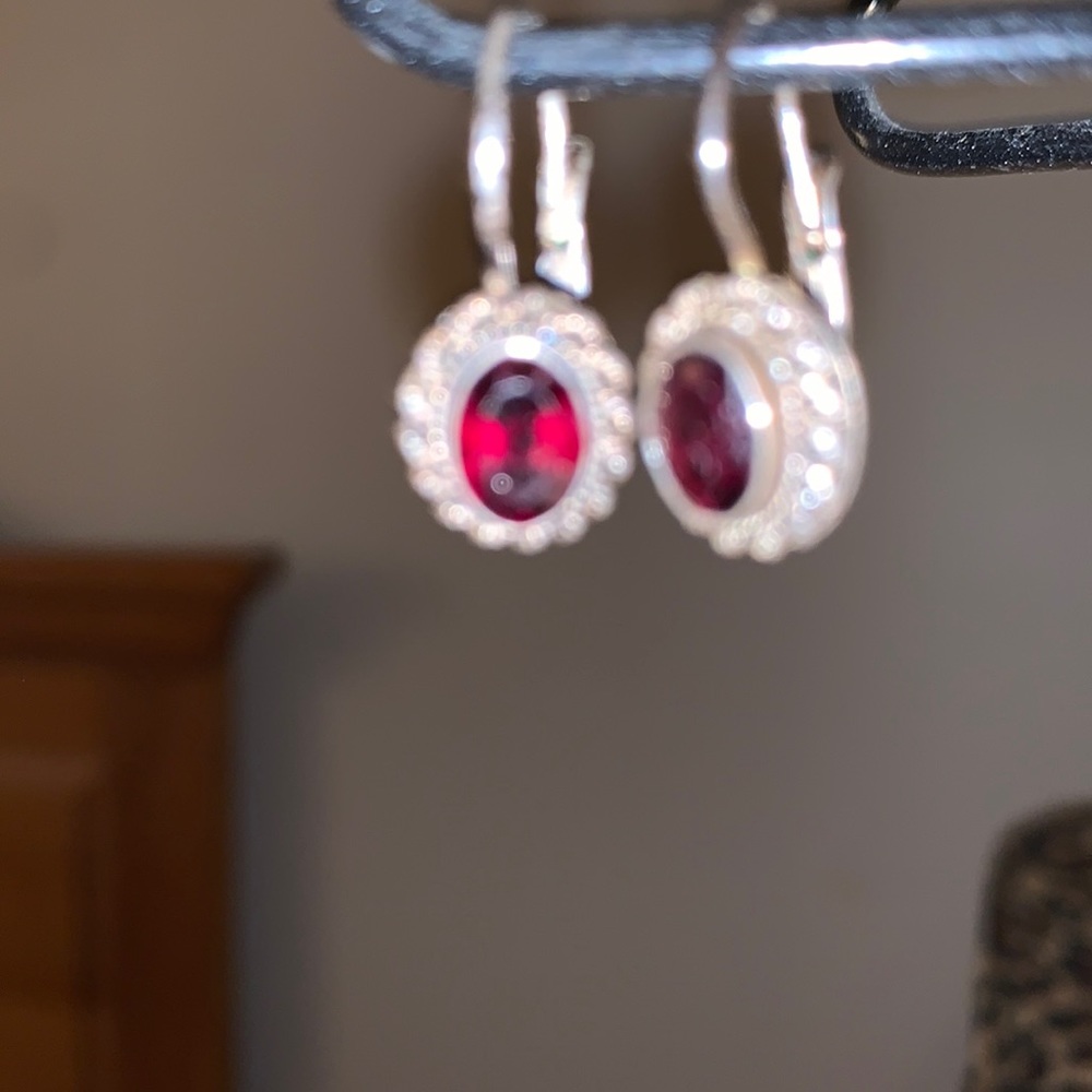 Vintage Sterling Silver Garnet Leverback earrings
